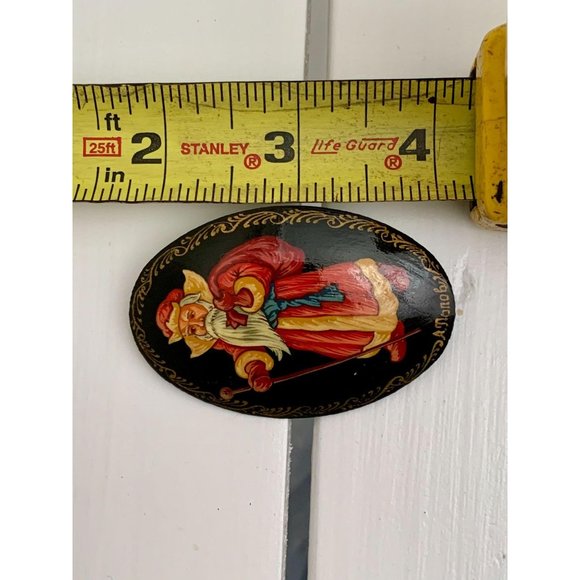 VINTAGE RUSSIAN HAND PAINTED LACQUER BROOCH - St.N - Picture 2 of 3